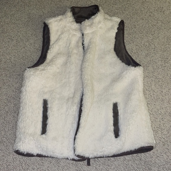 Reversible vest - Picture 2 of 4